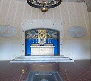 Austerlico monumento koplyčios viduje