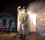  Pakruojo dvaro žiemos festivalio &bdquo;Besmegenių vestuves&ldquo; atidarymas