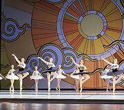 Pauliaus ir Linos Bagdanavičių dukros Paulinos debiutas operos ir baleto teatre