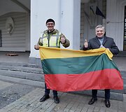 &bdquo;Stiprūs kartu&ldquo; dalija humanitarinę pagalbą Lvive