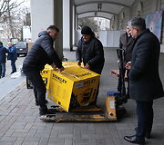 &bdquo;Stiprūs kartu&ldquo; dalija humanitarinę pagalbą Lvive