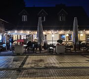 I&scaron;tu&scaron;tėjusi Palanga naktį