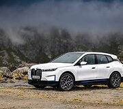 &bdquo;BMW iX&ldquo; modeliai