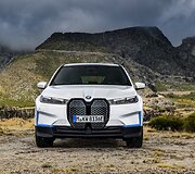 &bdquo;BMW iX&ldquo; modeliai