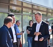Vilniuje startavo septintosios &bdquo;Ignitis ON: Pažink Lietuvą!&ldquo; elektromobilių varžybos