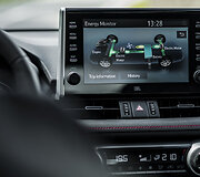 Miesto visureigis &bdquo;Toyota RAV4 Plug-in Hybrid&ldquo;