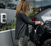 Miesto visureigis &bdquo;Toyota RAV4 Plug-in Hybrid&ldquo;