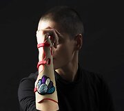 Sveikatinamųjų aksesuarų kolekcija &bdquo;Nuo objekto iki subjekto&ldquo;. Elzė Sakalinskaitė-Beinaravičienė