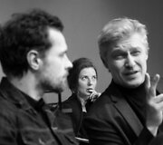 Oskaro Kor&scaron;unovo teatras metus užbaigia Haroldo Pinterio &bdquo;I&scaron;davyste&ldquo;