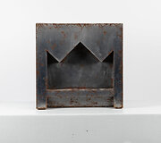 Yaroslav Derkach, Karūna. 2018, Metalas. 27x10x26,5 cm, 800 EUR