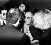 Dalai Lamos susitikimas su Vytautu Landsbergiu Auk&scaron;čiausioje Taryboje. 1991 m. Nuotr. aut. Valentinas Juraitis (Vyzdys)