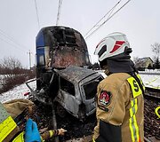 Lenkijoje du traukiniai rėžėsi į automobilį ant pervažos