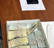 Dėl korupcijos sulaikyti Ukrainos oro pajėgų logistikos vadas pulkininkas Andrijus Ukrainecas ir SBU skyriaus Žytomyro srityje vir&scaron;ininkas pulkininkas Volodymyras Kompaničenka