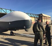 JAV karinio jūrų laivyno žvalgybinis dronas MQ-4C &bdquo;Triton&ldquo;
