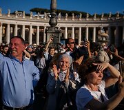 Džiaugsmas i&scaron;rinkus popiežių / AFP