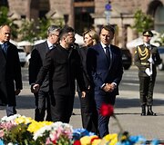 Volodymyras Zelenskis, Emmanuelis Macronas