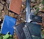 Įtariamieji &scaron;audę į policininkus Ukrainoje pavogė pistoletą i&scaron; savo karinio dalinio