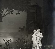 V. Klova. Opera &bdquo;Pilėnai&ldquo;. Spektaklio scena. Danyla &ndash; V. Česas, Eglė &ndash; E. Saulevičiūtė. Premjera 1956 m. liepos 1 d. 