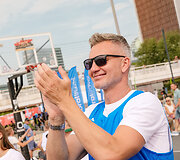 &bdquo;Už pergalę gyventi&ldquo;