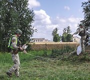 Pulkininko Juozo Vitkaus inžinerijos bataliono i&scaron;minuotojai susprogdino apleistą vandens bok&scaron;tą
