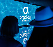 Naujoje &bdquo;Gradiali&ldquo; poilsio erdvėje Palangoje &ndash; būrys žinomų veidų ir didžiausias Lietuvoje technologinis siurprizas