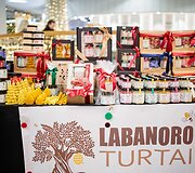 &bdquo;Vilnius Outlet&ldquo; artėjančias Kalėdas pasitinka siųsdamas ypatingą žinutę: kuo &scaron;ios &scaron;ventės čia tokios i&scaron;skirtinės? 