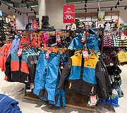 &bdquo;Vilnius Outlet&ldquo; kviečia į &bdquo;Sporto prekių maratoną&ldquo;: paruo&scaron;ė pasiūlymus, dėl kurių norėsis apibėgti visas i&scaron;parduotuves