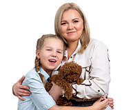 3,5 metų Lukrecijai &bdquo;užsidegė&ldquo; smegenys: sunki liga įkvėpė mamą įkurti unikalią kliniką