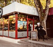 Lazdijietis Justinas Druskininkuose atidarė restoraną &bdquo;No onion&ldquo;