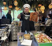 Lazdijietis Justinas Druskininkuose atidarė restoraną &bdquo;No onion&ldquo;