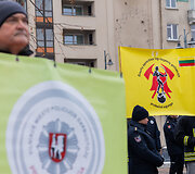 Statutinių pareigūnų protesto akcija &bdquo;Popierinis saugumas&ldquo;