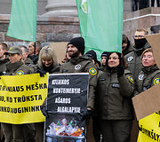 Statutinių pareigūnų protesto akcija &bdquo;Popierinis saugumas&ldquo;