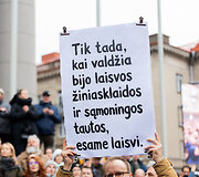 Protestas &bdquo;&Scaron;alin rankas nuo laisvo žodžio!&ldquo;