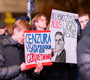 Antrasis protestas &bdquo;&Scaron;alin rankas nuo laisvo žodžio!&ldquo;