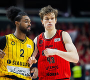 Cedric Henderson, Ignas Sargiūnas