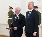 Valstybės apdovanojimų įteikimo ceremonija