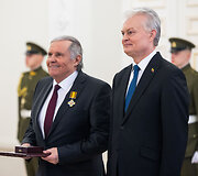 Valstybės apdovanojimų įteikimo ceremonija