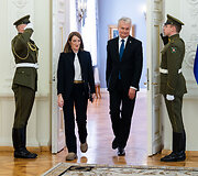 Roberta Metsola, Gitanas Nausėda
