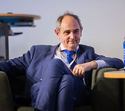 Edward Lucas