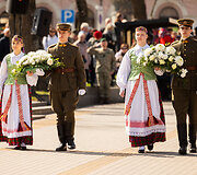 Lietuvos kariuomenės Pirmosios divizijos vėliavos įteikimo ceremonija