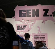MO muziejaus paroda &bdquo;Gen Z. Viskas vienu metu&ldquo;