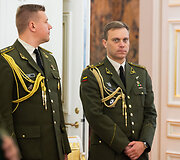 Prezidentūroje suteiktas kontradmirolo laipsnis flotilės admirolui Giedriui Premeneckui ir generolo majoro laipsnis brigados generolui Žilvinui Gaubiu