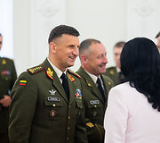 Prezidentūroje suteiktas kontradmirolo laipsnis flotilės admirolui Giedriui Premeneckui ir generolo majoro laipsnis brigados generolui Žilvinui Gaubiu
