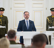 Prezidentūroje suteiktas kontradmirolo laipsnis flotilės admirolui Giedriui Premeneckui ir generolo majoro laipsnis brigados generolui Žilvinui Gaubiu