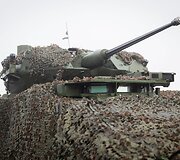 Pirmųjų Lietuvos kariuomenės tankų įgulų vykdomas kovinis &scaron;audymas i&scaron; tankų &bdquo;Leopard 2A6&ldquo;