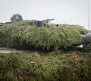 Pirmųjų Lietuvos kariuomenės tankų įgulų vykdomas kovinis &scaron;audymas i&scaron; tankų &bdquo;Leopard 2A6&ldquo;