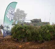 Pirmųjų Lietuvos kariuomenės tankų įgulų vykdomas kovinis &scaron;audymas i&scaron; tankų &bdquo;Leopard 2A6&ldquo;