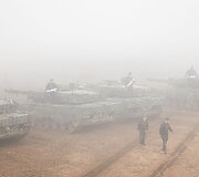 Pirmųjų Lietuvos kariuomenės tankų įgulų vykdomas kovinis &scaron;audymas i&scaron; tankų &bdquo;Leopard 2A6&ldquo;