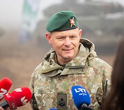 Pirmųjų Lietuvos kariuomenės tankų įgulų vykdomas kovinis &scaron;audymas i&scaron; tankų &bdquo;Leopard 2A6&ldquo;