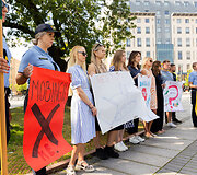 Įspėjamoji protesto akcija, kurioje profesinės sąjungos i&scaron;rei&scaron;kė savo nuomonę apie Teisingumo ministerijos vadovų vykdomą Lietuvos kalėjimų tarnybos direktoriaus Mindaugo Kairio diskreditacijos kampaniją